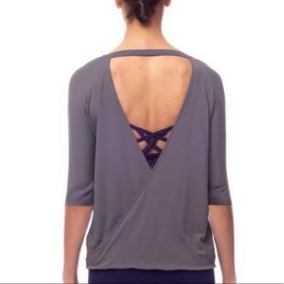 Onzie Tops - ❌SOLD❌ NWT Onzie Drapey V Back